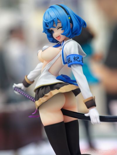 拔作岛动画版 影视蓝光碟套装上卷（女部田郁子 1/7比例珍藏人偶限量配套版）