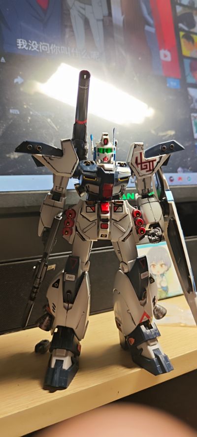 1/100 哈迪刚