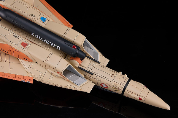 PLAMAX PX17 1/72 VF-1D 女武神