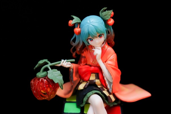 初音未来 压泡面人偶 花仙子系列ー酸浆果仙子ー