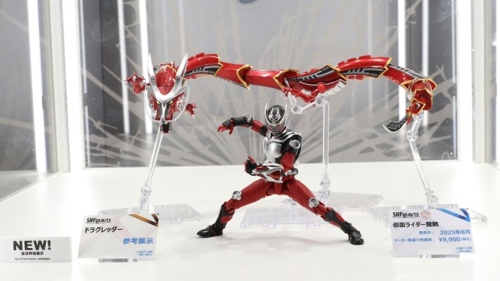 S.H.Figuarts 深红之龙＆假面骑士龙骑可选配件套装