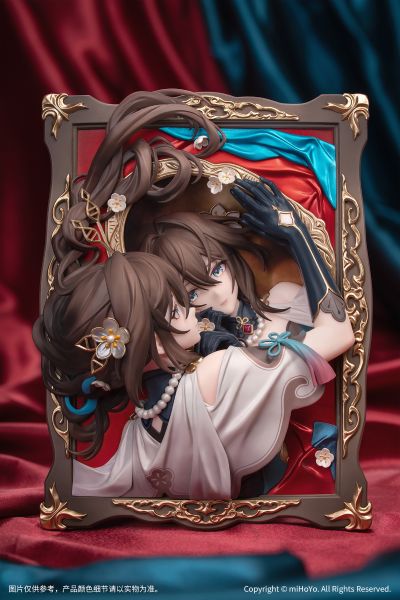 Diorama系列「阮·梅 镜中故我」