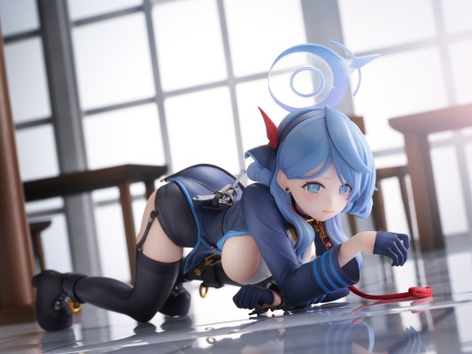 蔚蓝档案 天雨亚子 纪念大厅版