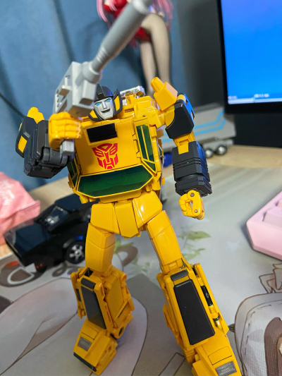 变形金刚大师级 MP-39 飞毛腿