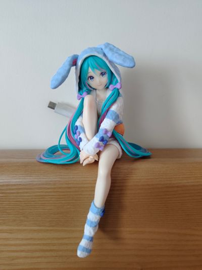 初音未来 压泡面人偶-兔耳睡衣蓝色款-