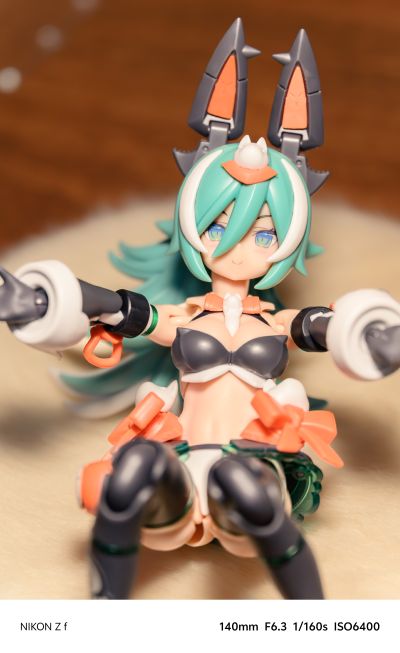 女神装置 PUNI★MOFU 狼