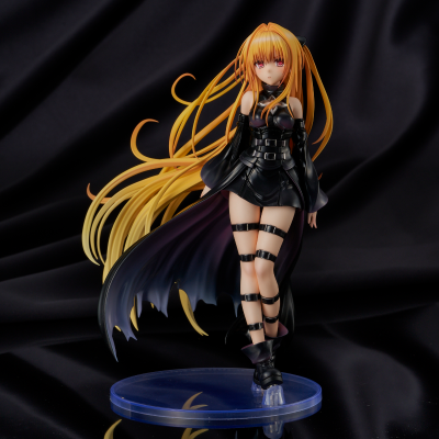 出包王女DARKNESS 「金色暗影」 BLACK TRANS