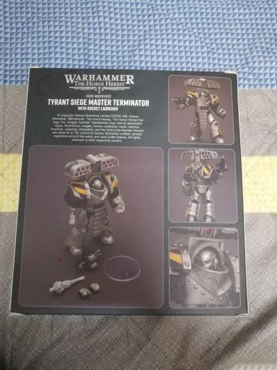 战锤：荷鲁斯之乱 钢铁勇士 配备火箭发射器的暴君攻城大师终结者