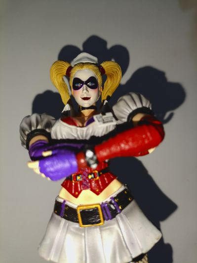 PLAY ARTS改 哈莉·奎茵 可动人偶