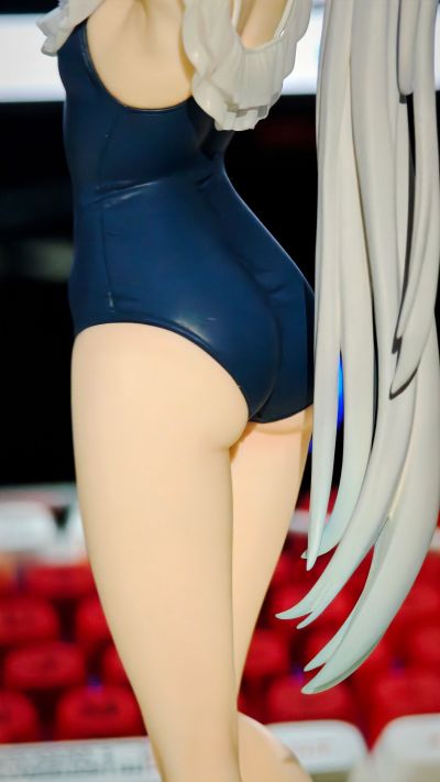 手办