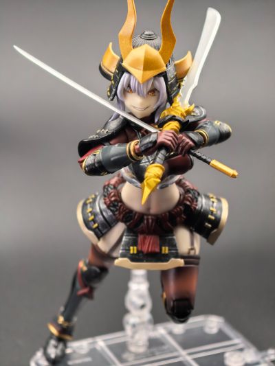 《战国G》系列1:12超可动人偶《织田信长》