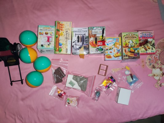 小小样品 在老家暖洋洋地钻被炉