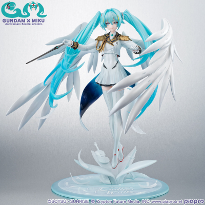 Lucrea  高达45周年联名初音未来 初音未来·飞翼高达零式EW形态