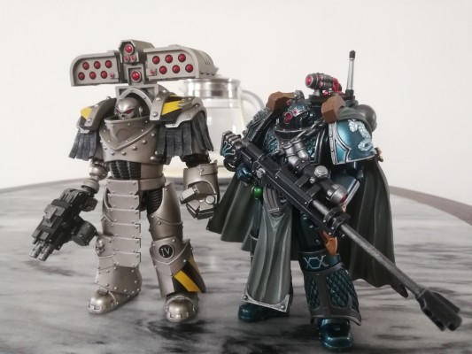 战锤：荷鲁斯之乱 钢铁勇士 配备火箭发射器的暴君攻城大师终结者