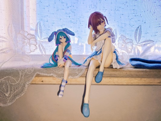 初音未来 压泡面人偶-兔耳睡衣蓝色款-
