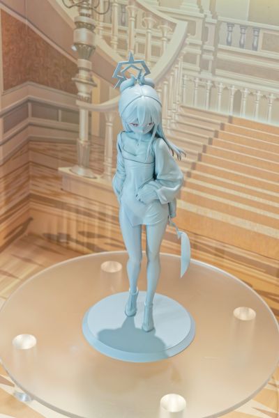 鬼方佳代子 礼服