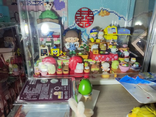 小小样品 在老家暖洋洋地钻被炉