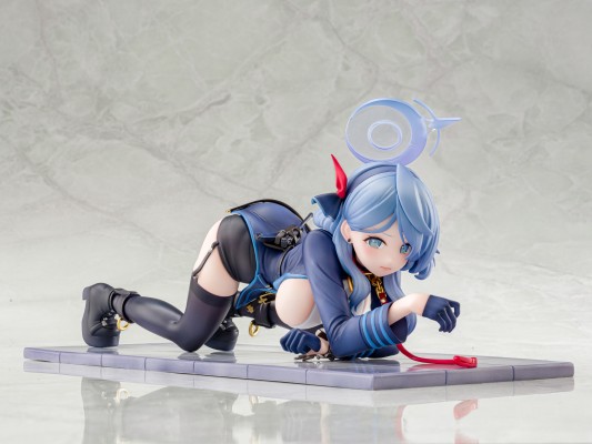 蔚蓝档案 天雨亚子 纪念大厅版