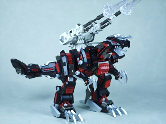 REALIZE MODEL  RMZ-01 超重剑长牙狮