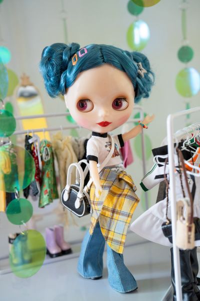 Blythe Juno Estella