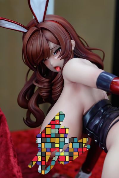雾生沙结花 兔女郎