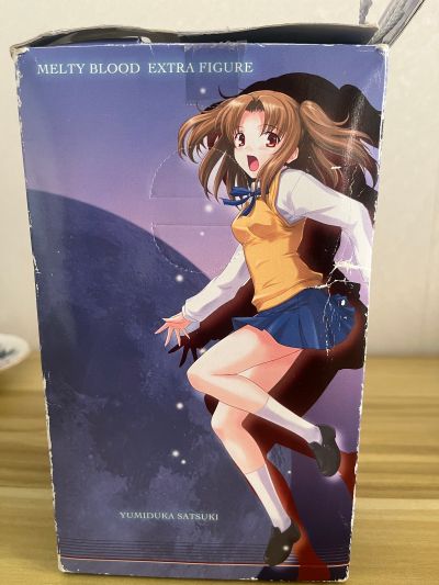 手办