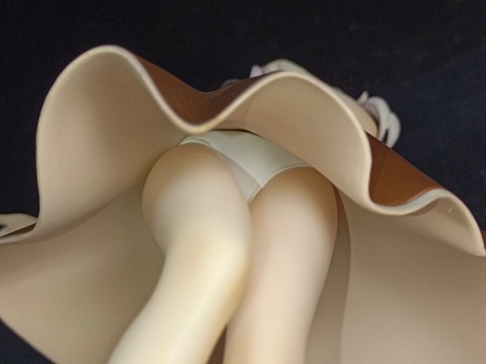 魔女之旅 Trio-Try-iT珍藏人偶ー伊蕾娜·棕色穿搭款ー