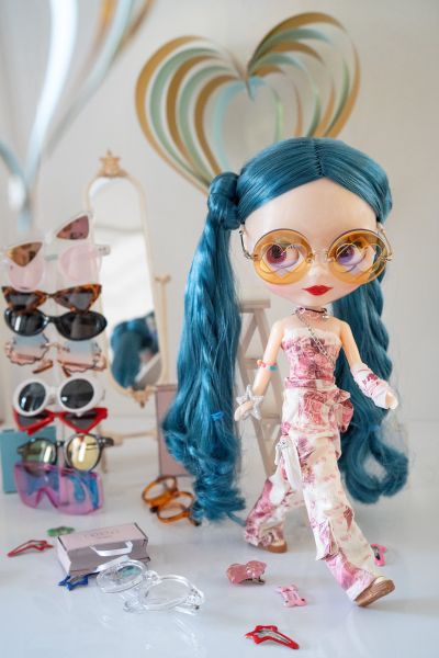 Blythe Juno Estella