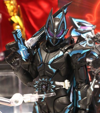 S.H.Figuarts 假面骑士X极狐