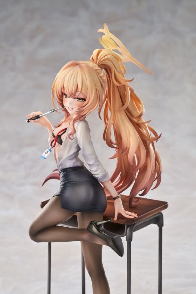 蔚蓝档案 笑面教授 课后辅导