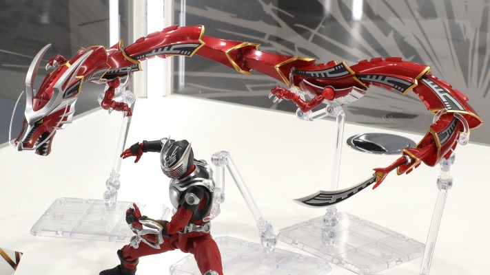 S.H.Figuarts 深红之龙＆假面骑士龙骑可选配件套装