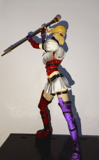 PLAY ARTS改 哈莉·奎茵 可动人偶