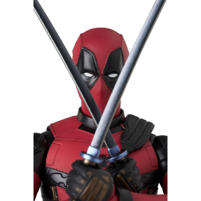 MAFEX 编号284 MAFEX 死侍《死侍与金刚狼》