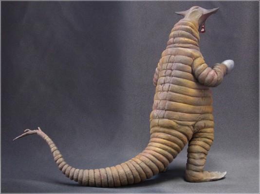 大怪兽系列 归来的奥特曼编  萨德拉 剧照版