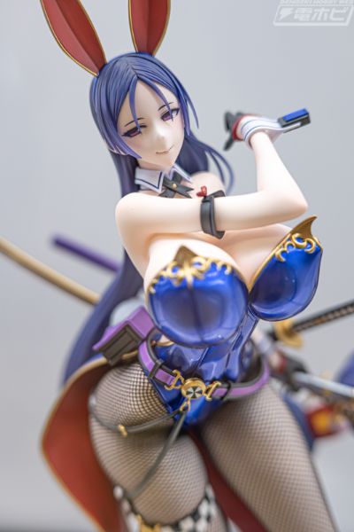 源赖光 兔女郎