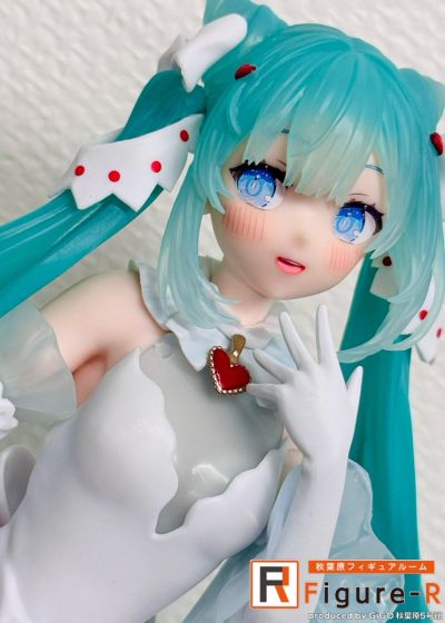 初音未来 BPEV 水晶藏品-裸海蝶/冰海天使-珍藏人偶