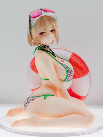 EXTRA 不良警察 泳装