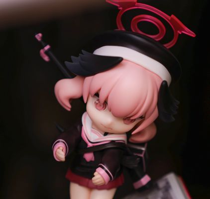 蔚蓝档案 小春笔架