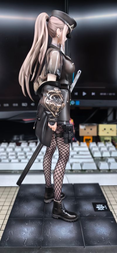 A-Z:[B]-full dress-