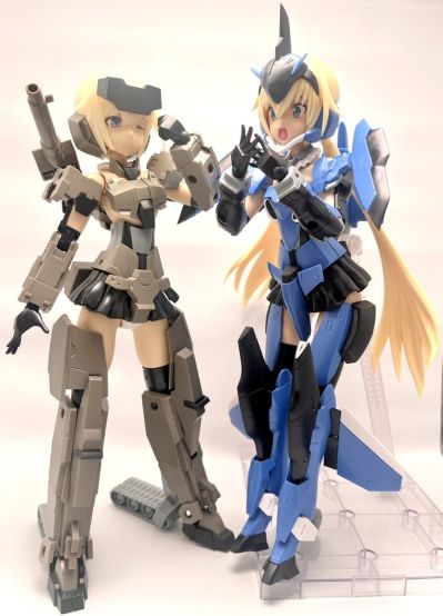 机甲少女 大比例 短剑