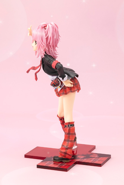 日奈森亚梦 校服