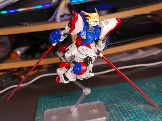 RG 1/144 闪光高达