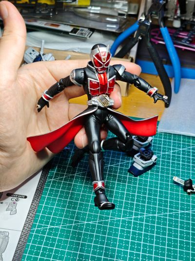 S.H.Figuarts  假面骑士巫骑 火焰形态