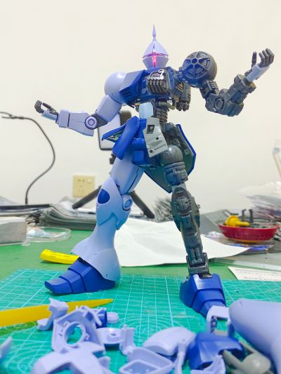 MG 1/100 机动战士高达 YMS-15 强人