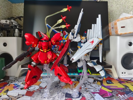 HGUC 1/144 机动战士高达 逆袭的夏亚  Nu高达