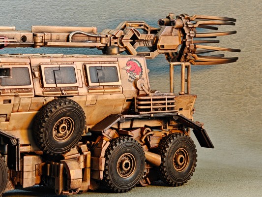 变形金刚电影大师级 MPM-14  碾压机 / 碎骨魔