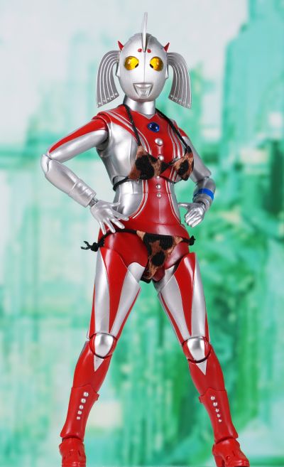 S.H.Figuarts  奥特之母