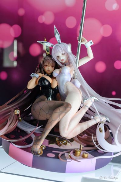 诺亚尔 与 布兰儿 兔女郎 X 777