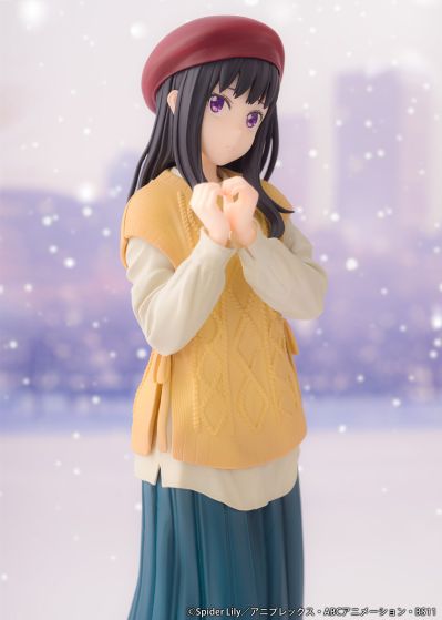 莉可丽丝 井上泷奈 冬装