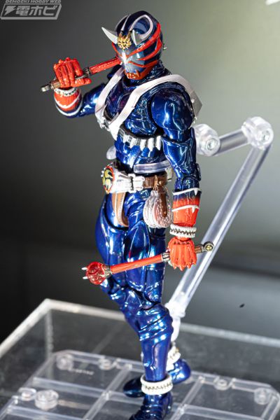 S.H.Figuarts（真骨雕制法） 假面骑士响鬼 20周年纪念版